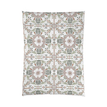 Load image into Gallery viewer, Ancient Greek Flower Light Color King Comforter