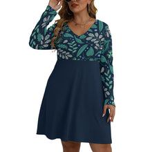 Load image into Gallery viewer, Ivy and Flowers Pattern Plus Size Dress