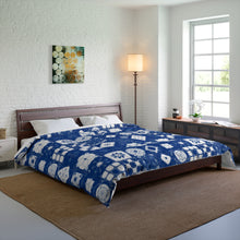 Load image into Gallery viewer, Blue and White Mosaic Tile Comforter