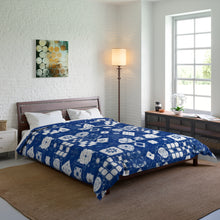 Load image into Gallery viewer, Blue and White Mosaic Tile Comforter