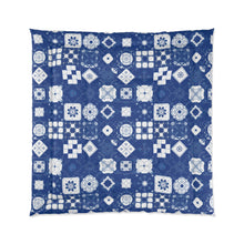 Load image into Gallery viewer, Blue and White Mosaic Tile Comforter
