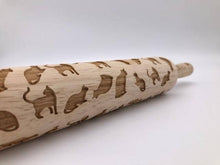Load image into Gallery viewer, Embossed Cats Rolling Pin –Bakers And Potters
