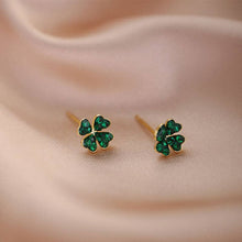Load image into Gallery viewer, Green Four Leaf Clover Stud Earrings in 925 Sterling Silver: Silver
