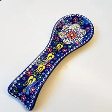 Load image into Gallery viewer, Hand made spoon rests
