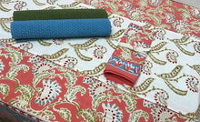 Load image into Gallery viewer, Tablecloth 60X90  Jenny Rose #2725A
