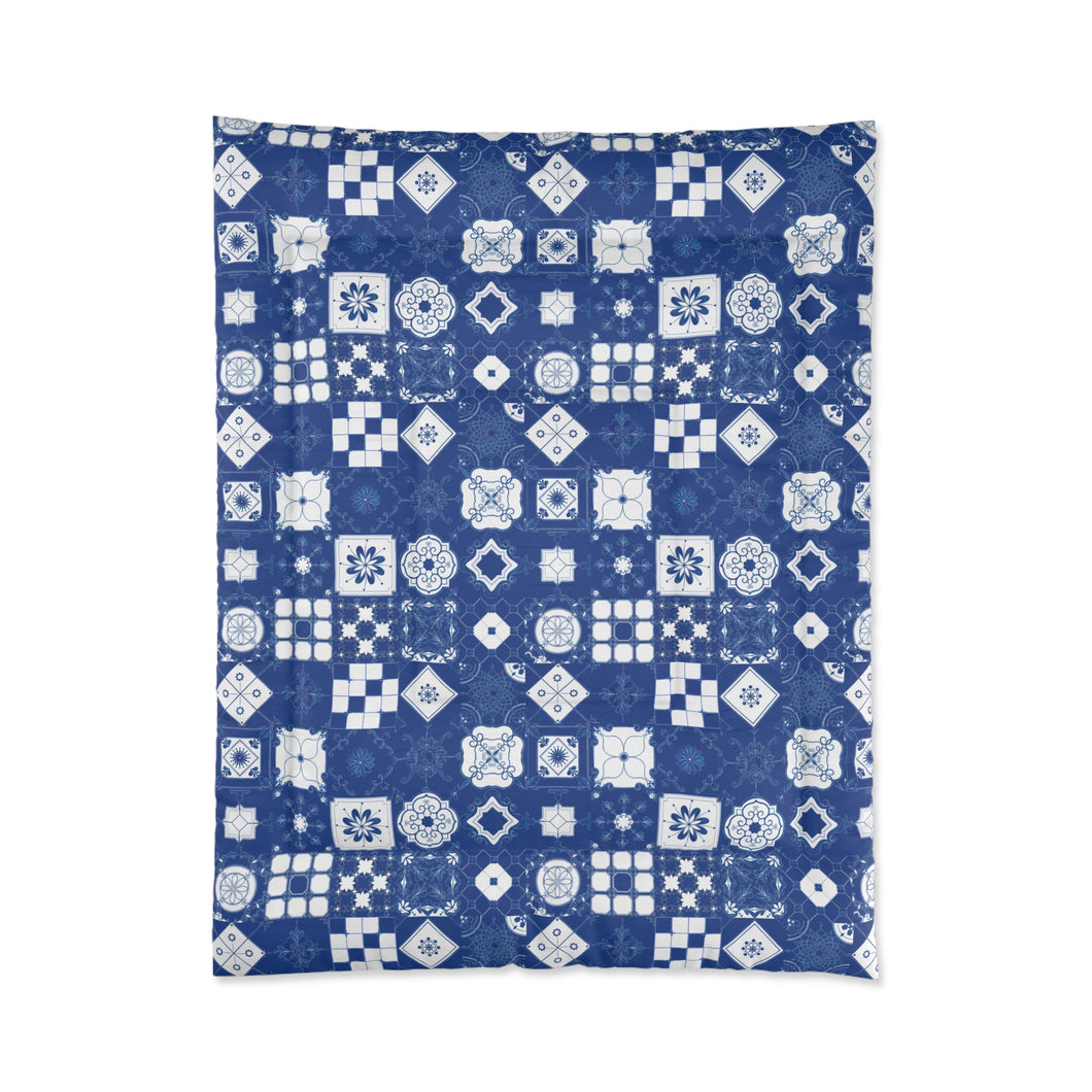 Blue and White  Mosaic Tile Comforter