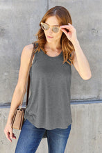 Load image into Gallery viewer, Basic Full Size Round Neck Tank
