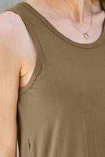 Load image into Gallery viewer, Basic Full Size Round Neck Tank
