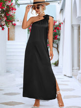 Load image into Gallery viewer, Black One-Shoulder Slit Maxi Dress
