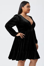 Load image into Gallery viewer, Plus Size Plunge Long Sleeve Mini Dress
