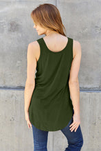 Load image into Gallery viewer, Basic Full Size Round Neck Tank
